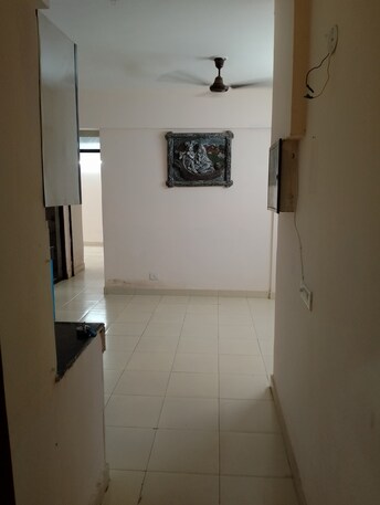 2 BHK Apartment For Rent in OP Floridaa Sector 82 Faridabad  7980206