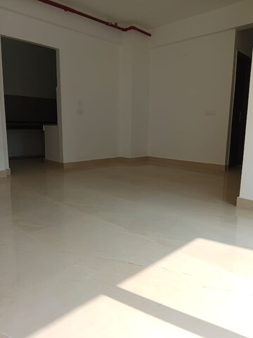 Room in 2 BHK Apartment at Ace Divino, Sector 1 Greater Noida – for Rent