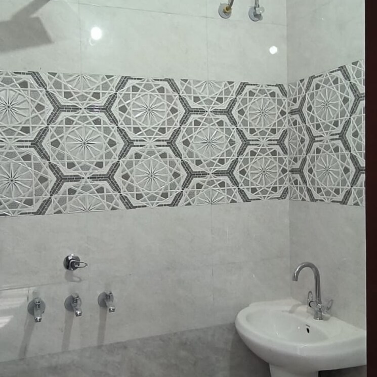 Bathroom, kharar landran road 4 Bedroom 900 Sq.Ft. Independent House In Kharar Landran Road Mohali 7980221