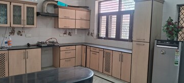 Kitchen in 4 BHK Apartment at Sector 40 – for Rent