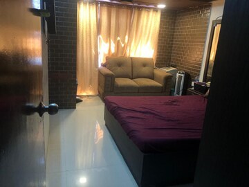 Bedroom in 3 BHK Apartment at Chembur – for Rent
