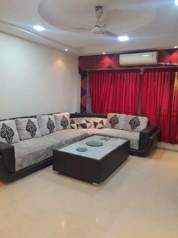Living Room in 3 BHK Apartment at Chembur – for Rent