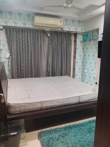 Bedroom in 3 BHK Apartment at Chembur – for Rent