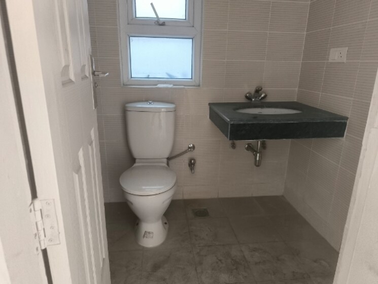 Bathroom, bptp-park-81 3 Bedroom 2700 Sq.Ft. Apartment In Sector 81 Faridabad 7980303