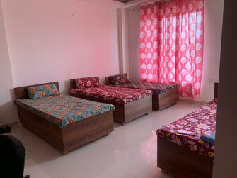 Pg For Girls in Sector 63 Noida  7980318