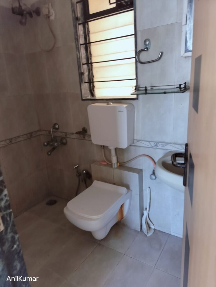 Bathroom, hubtown-akruti-orchid-park 2 Bedroom 700 Sq.Ft. Apartment In Sakinaka Mumbai 7980342