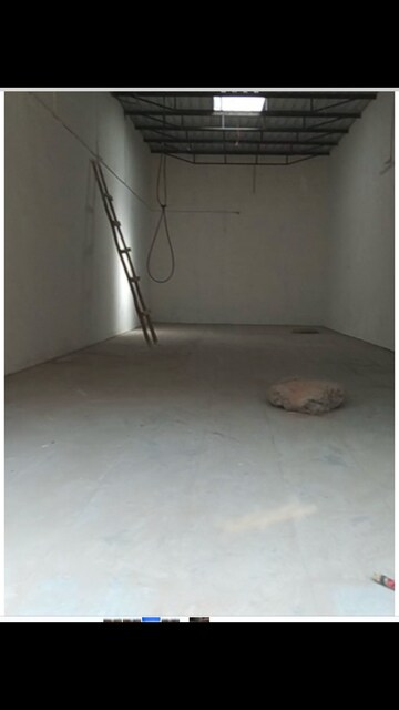  Warehouse – Exterior View View at Piplaj - for Rent