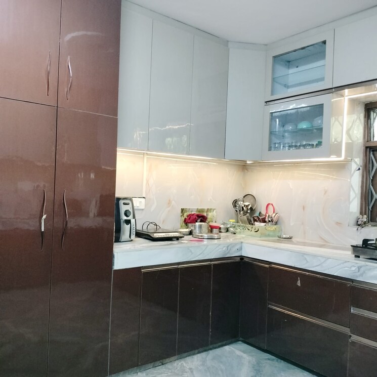 Kitchen, phi iv greater noida 4 Bedroom 255 Sq.Mt. Independent House In Phi Iv Greater Noida Greater Noida 7980436