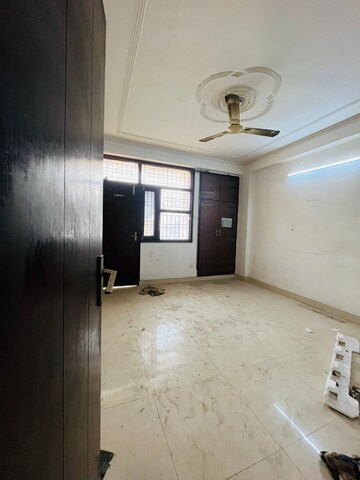 1 BHK Builder Floor For Rent in Neb Sarai