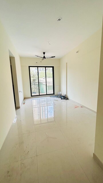 1 BHK Apartment For Rent in Rajaram Sukur Sapphire, Ghodbunder Road