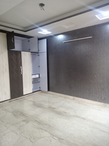 Bedroom in 3 BHK Builder Floor at Paschim Vihar – for Rent