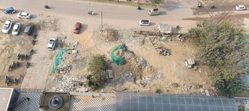 Master Bedroom in 2 BHK Apartment at VVIP Mangal, Raj Nagar Extension – for Rent