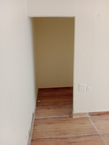 Room in 3 BHK Independent House at Ansals Sushant City – for Rent