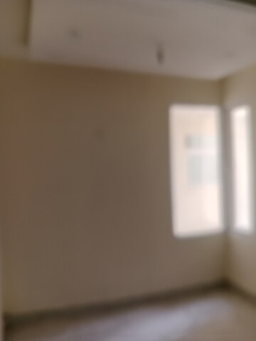Room in 3 BHK Independent House at Ansals Sushant City – for Rent