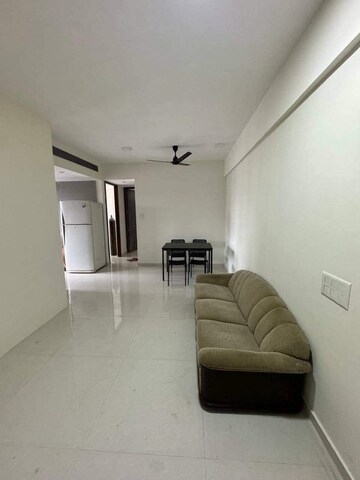 1 BHK Apartment For Rent in Mahavir Kanti Avenue, Nalasopara East