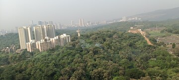 Master Bedroom in 3 BHK Apartment at Oberoi Realty Splendor, Jogeshwari East – for Sale