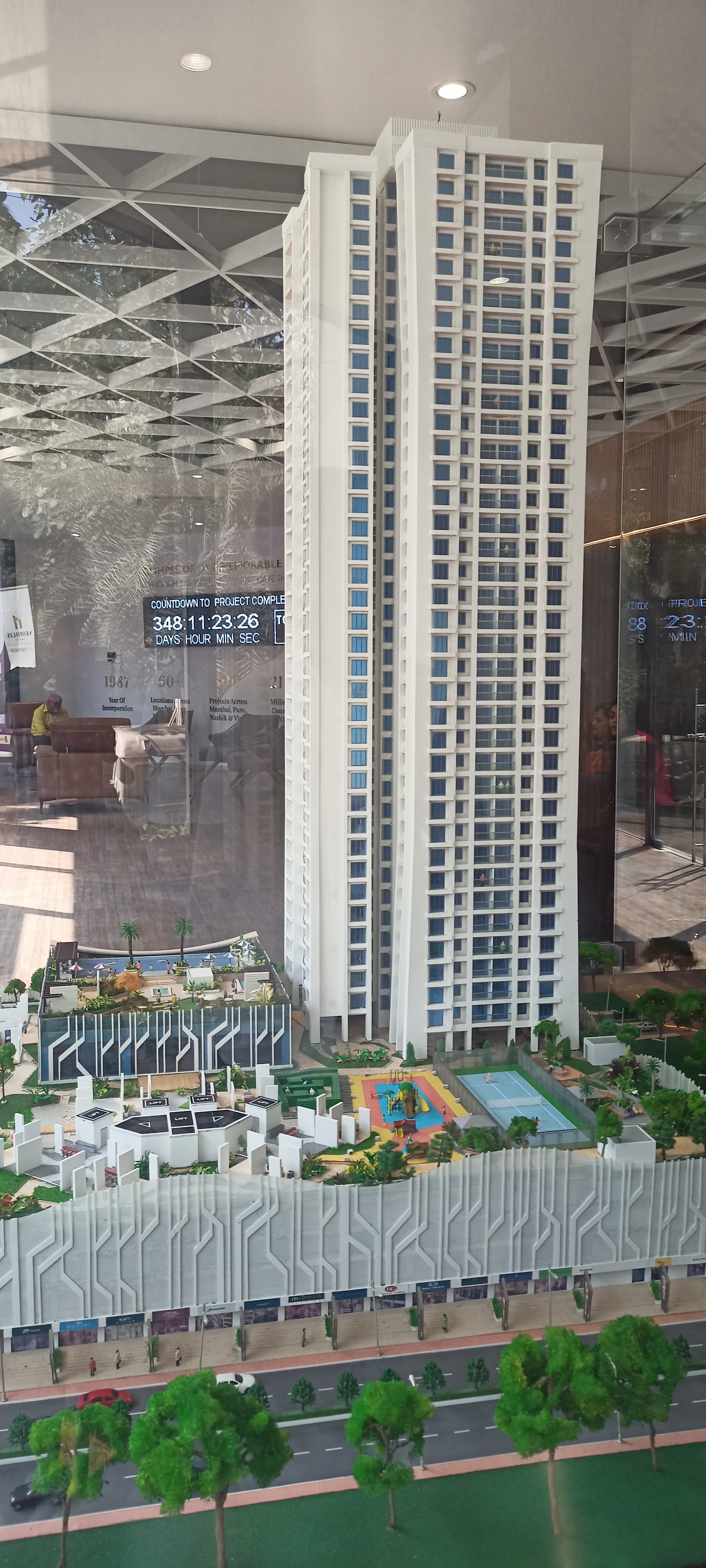 Retail Shop For Sale in Omkar Signet