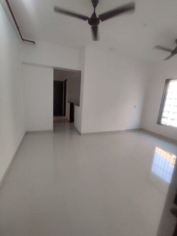 Room in 2 BHK Apartment at Advait 78 East, Kurla East – for Rent