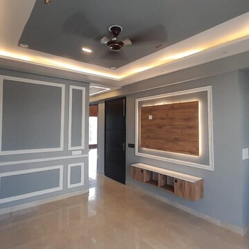 Room in 2 BHK Builder Floor at Signature Global Park, Sohna Sector 33 – for Rent