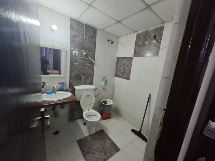 Master Bedroom, saviour-greenisle 3 Bedroom 1600 Sq.Ft. Apartment In Sain Vihar Ghaziabad 7980827