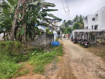  Plot – Exterior View View at Ambalamukku - for Sale