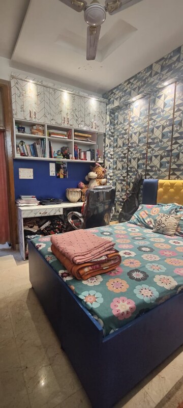 Bedroom in 3 BHK Apartment at Sector 16b Greater Noida – for Rent