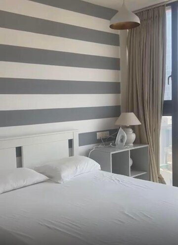 Room in 3 BHK Apartment at Lodha The Park, Worli – for Rent
