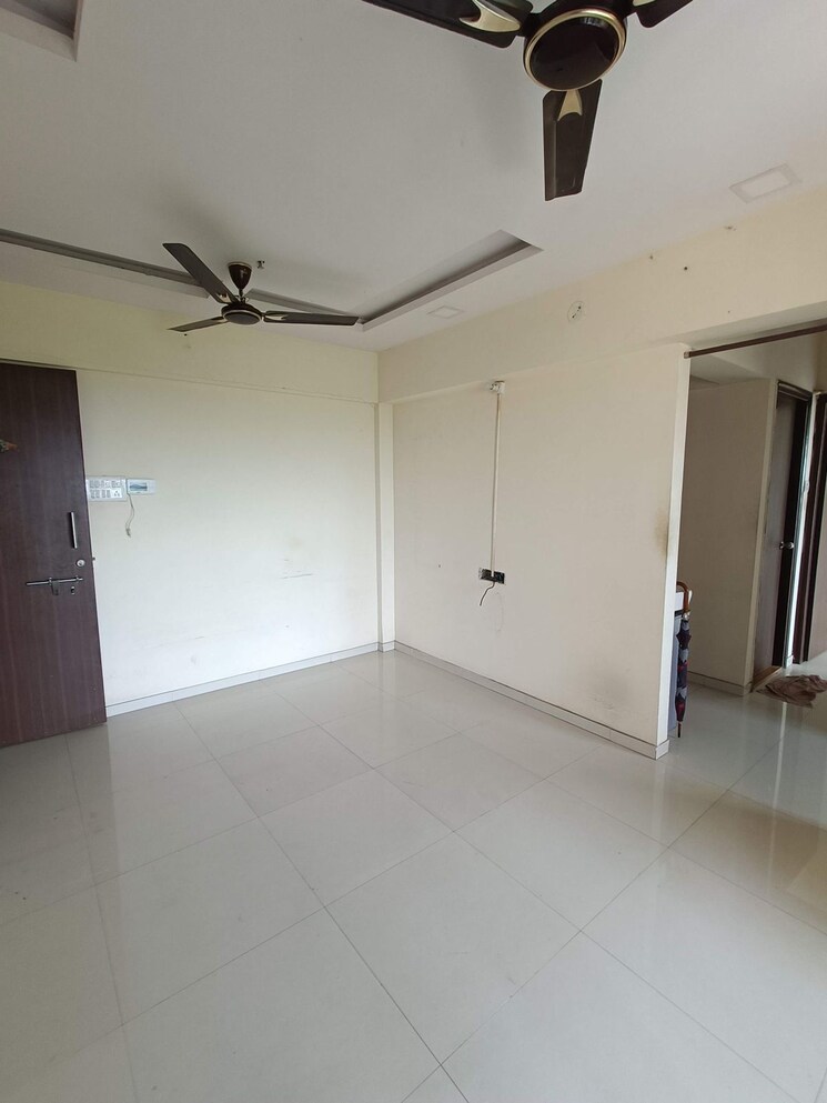 Room, raunak-city 1 Bedroom 330 Sq.Ft. Apartment In Kalyan West Thane 7980853