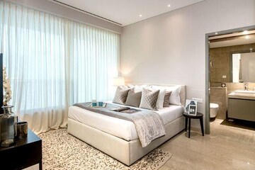 Bedroom in 4 BHK Apartment at Oberoi Realty Priviera, Santacruz West – for Sale
