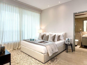 Bedroom in 4 BHK Apartment at Oberoi Realty Priviera, Santacruz West – for Sale