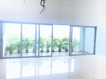 Room in 2 BHK Apartment at Ankur CHS Andheri West, Andheri West – for Rent