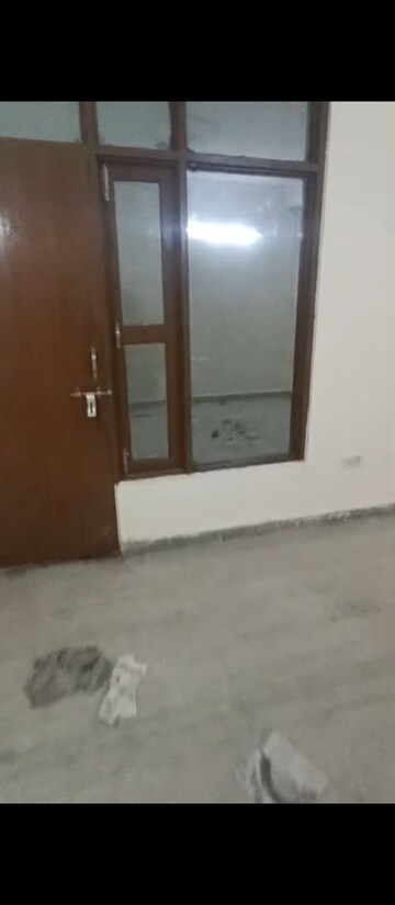 Room in 3 BHK Builder Floor at Mehrauli – for Rent