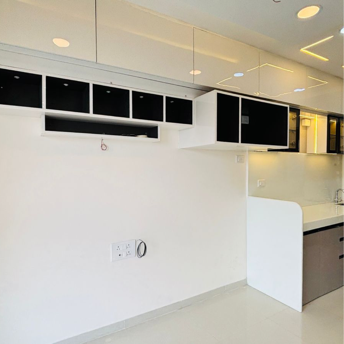 1 Rk  210 Sq.Ft. Apartment in Marathon Neo Hills