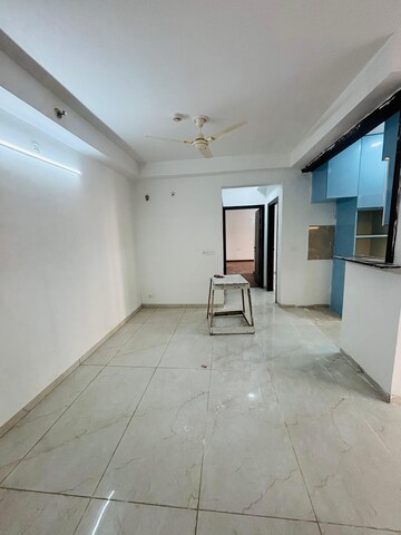 Room in 3 BHK Apartment at Rishita Manhattan, Gomti Nagar – for Rent