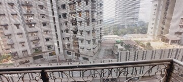Bathroom in 3 BHK Apartment at Cuffe Parade – for Sale