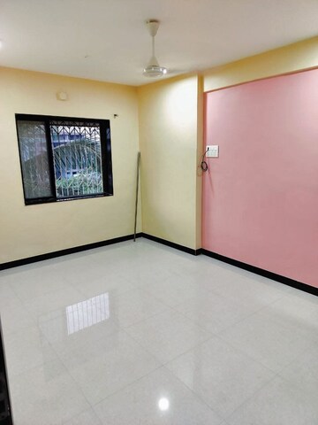 Room in 1 BHK Apartment at Swastik Durvas Yeshwant Viva Township, Nalasopara East – for Sale