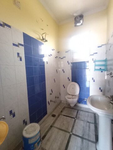 Bathroom in 2 BHK Independent House at Sector 16 – for Rent
