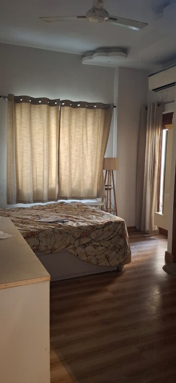 Bedroom in 3 BHK Apartment at Ardee City Palm Grove Heights, Sector 52 – for Rent