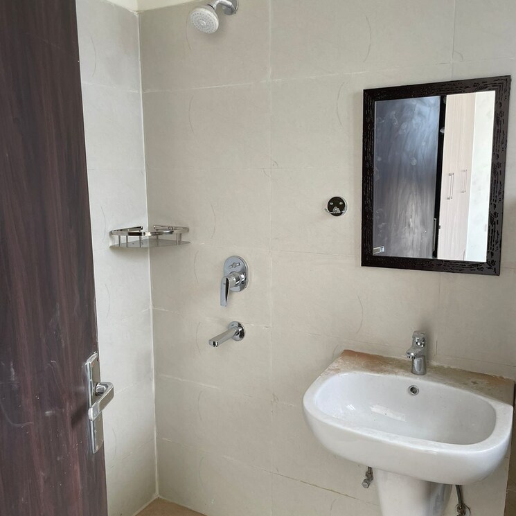 Bathroom, altura-apartments 4 Bedroom 3450 Sq.Ft. Apartment In Nagla Road Zirakpur 7981269