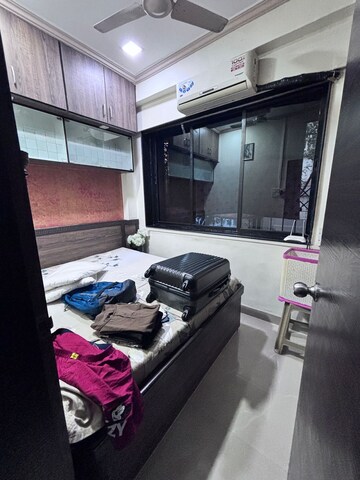 Bedroom in 1.5 BHK Apartment at Bandra West – for Rent