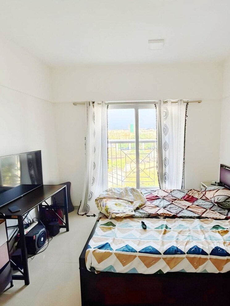 Bedroom, sheth-chopra-shanti-lifespaces-2 2 Bedroom 1060 Sq.Ft. Apartment In Nalasopara East Palghar 7981282