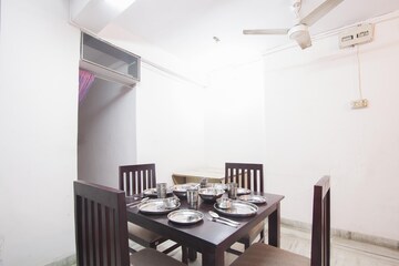 Dining Room in  Pg at Kanch Pada – for Rent