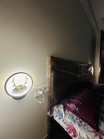 Furnished Amenities in 3 BHK Builder Floor at Mehrauli – for Sale