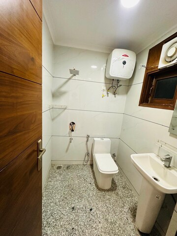 Bathroom in 3 BHK Builder Floor at Mehrauli – for Sale