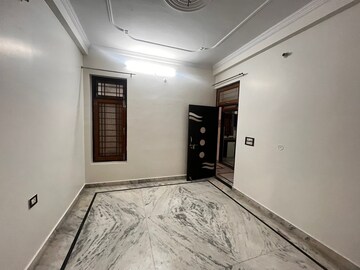 Room in 2 BHK Independent House at Gomti Nagar – for Rent
