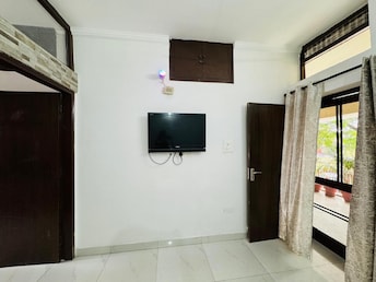 2 BHK Builder Floor For Rent in Sector 32 Chandigarh  7981412