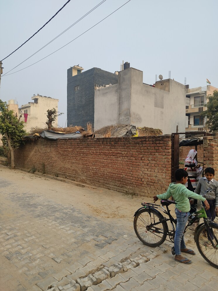 Exterior View, morta  100 Sq.Yd. Plot In Morta Ghaziabad 7981460