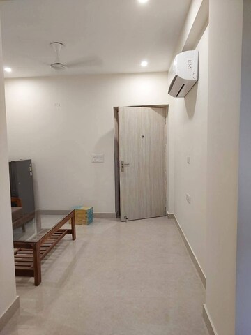 Master Bedroom in 1 BHK Builder Floor at Ansal Plaza Sector-23, Sector 23 – for Rent