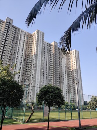 1.5 BHK Apartment For Resale in Lodha Amara Kolshet Road Thane  7981447