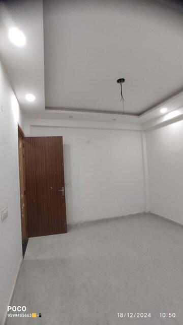 Room in 1 BHK Builder Floor at Mehrauli – for Sale